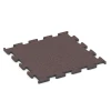 Fitness Performance Elite Trainingsvloer von WARCO im Farbdesign Mineraalrood mit den Abmessungen 50 x 50 x 1,5 cm | 0,25 m². Produktfoto von Artikel 6153 in der Aufsicht von schräg vorne.