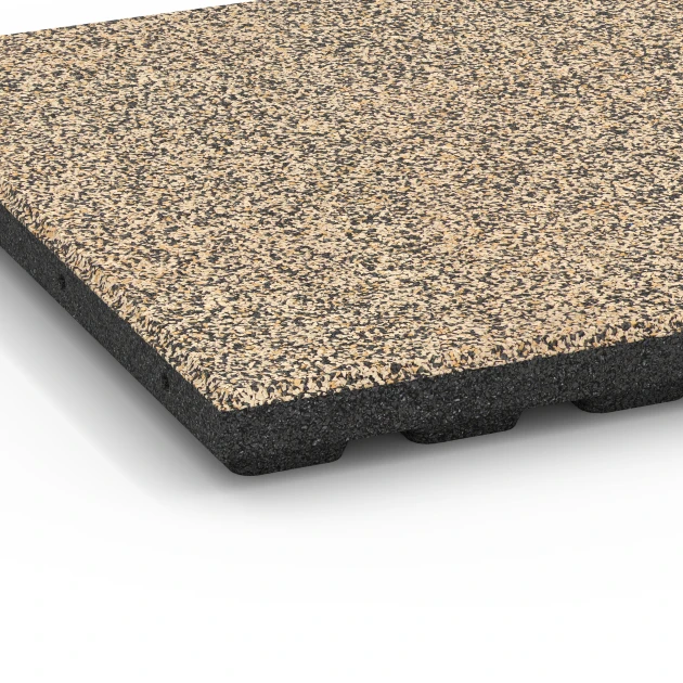 Detailaufnahme der Randausprägung von WARCO-Produkt 6369, Terrassenplatte Classic, Format 50 x 50 x 4 cm, Farbe Travertin.