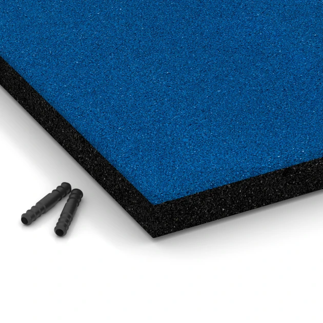 Detailaufnahme der Randausprägung von WARCO-Produkt 6262, Fallschutzplatte – 150 cm, Format 50 x 50 x 4,5 cm, Farbe Himmelblau.