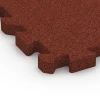 Detailaufnahme der Randausprägung von WARCO-Produkt 6981, Ballspielplatte, Format 50 x 50 x 4 cm | 0,25 m², Farbe Ziegelrot.