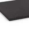 Detailaufnahme der Randausprägung von WARCO-Produkt 6476, Ondervloertegel Kl. 1, Format 52 x 52 x 2,7 cm, Farbe Antraciet.