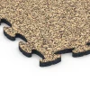 Detailaufnahme der Randausprägung von WARCO-Produkt 6795, Balkon Bodenbelag, Format 44,6 x 44,6 x 1,8 cm, Farbe Rattan Lounge.