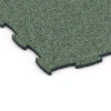 Detailaufnahme der Randausprägung von WARCO-Produkt 6807, Hundesportboden, Format 97,1 x 97,1 × 1,8 cm, Farbe Englischer Rasen.