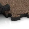 Le gros plan sur le système de connexion des revêtements de sol WARCO 2881 - Dalle de trottoir en couleur Café au lait. Les dimensions 500 x 500 x 40 mm.