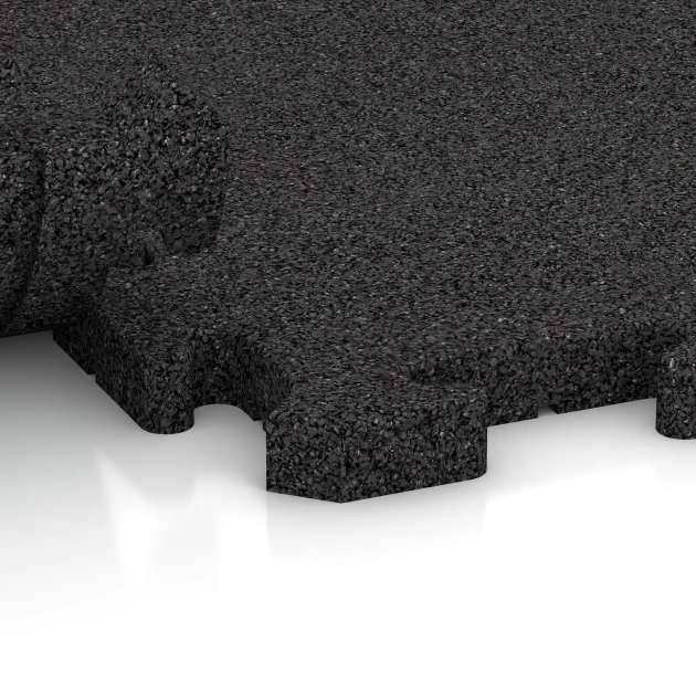 Le gros plan sur le système de connexion des revêtements de sol WARCO 5808 - Dalle événementielle pour extérieur en couleur Anthracite. Les dimensions 50 x 50 x 3 cm | 0,25 m².