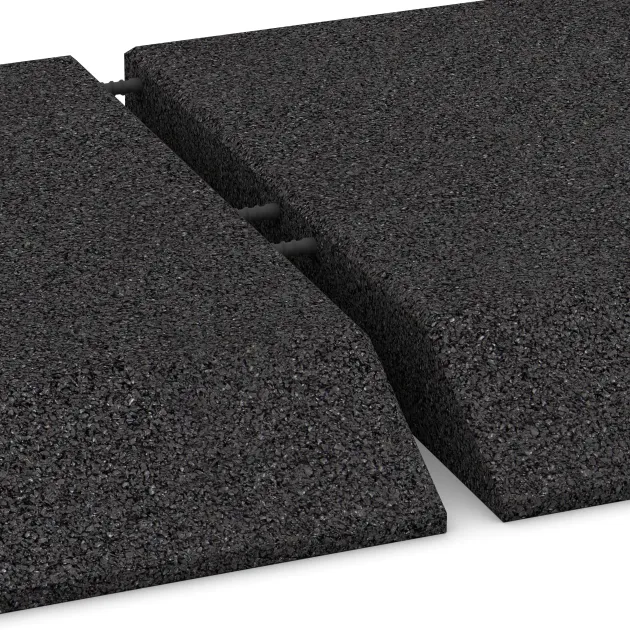 Großaufnahme vom Verbindungssystem von WARCO-Boden 0491 - Eck-Platte (zwei Seiten abgeschrägt) im Farbdesign Anthrazit. Abmessungen 500 x 500 x 65 mm.