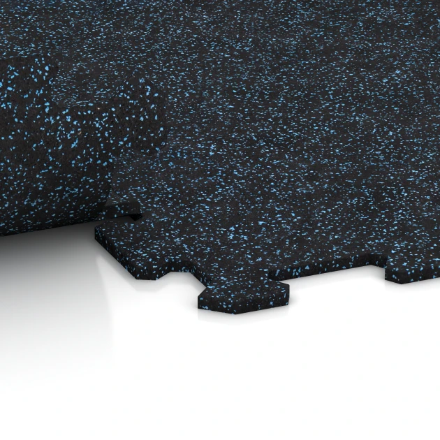 Großaufnahme vom Verbindungssystem von WARCO-Boden 1054 - Fitnessboden Kompakt im Farbdesign Leicht Blau Gesprenkelt. Abmessungen 970 x 970 x 8 mm | 0,94 m.