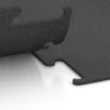 Le gros plan sur le système de connexion des revêtements de sol WARCO 3749 - Fitness Performance Elite Revêtement Sportif en couleur Anthracite. Les dimensions 50 x 50 x 1 cm | 0,25 m².