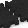 Großaufnahme vom Verbindungssystem von WARCO-Boden 6305 - Valtegel met puzzelverbinding im Farbdesign Antraciet. Abmessungen 50 x 50 x 5 cm | 0,25 m².
