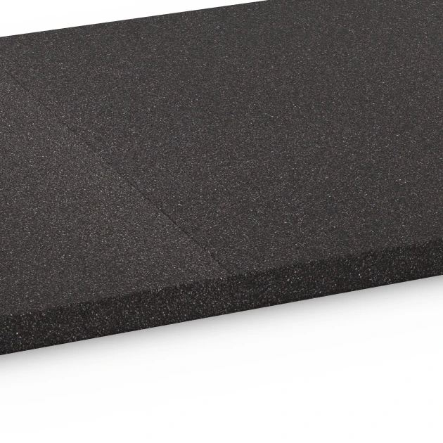 Großaufnahme vom Verbindungssystem von WARCO-Boden 6483 - Ondervloertegel Kl. 3 im Farbdesign Antraciet. Abmessungen 52 x 52 x 2,7 cm.
