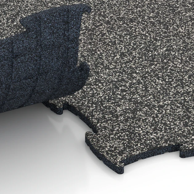 Le gros plan sur le système de connexion des revêtements de sol WARCO 6805 - Sol agility pour chiens en couleur Granit gris foncé. Les dimensions 97,1 x 97,1 × 1,8 cm.