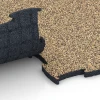 Großaufnahme vom Verbindungssystem von WARCO-Boden 6858 - Fitness Active vloertegel im Farbdesign Rattan. Abmessungen 97,1 x 97,1 x 2,8 cm.