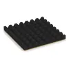 Aufsicht auf die Unterseite, also die Bodenseite von WARCO-Formteil 5569 - Rubber speelplaatstegel 5 cm - EN 1177 ≤ 145 cm im Format 500 x 500 x 50 mm.