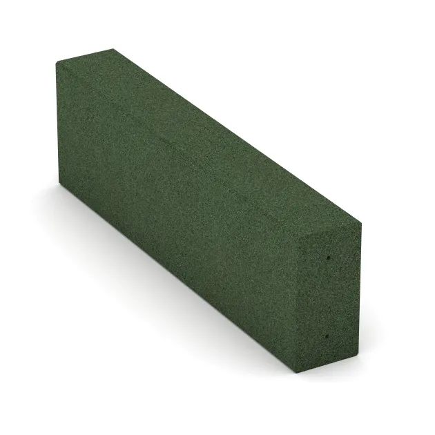 La vue du dessous ou de la face inférieure, c’est-à-dire la face inférieure de la pièce moulée WARCO 2600 - Bloc de marche en caoutchouc au format 1000 x 300 x 150 mm.