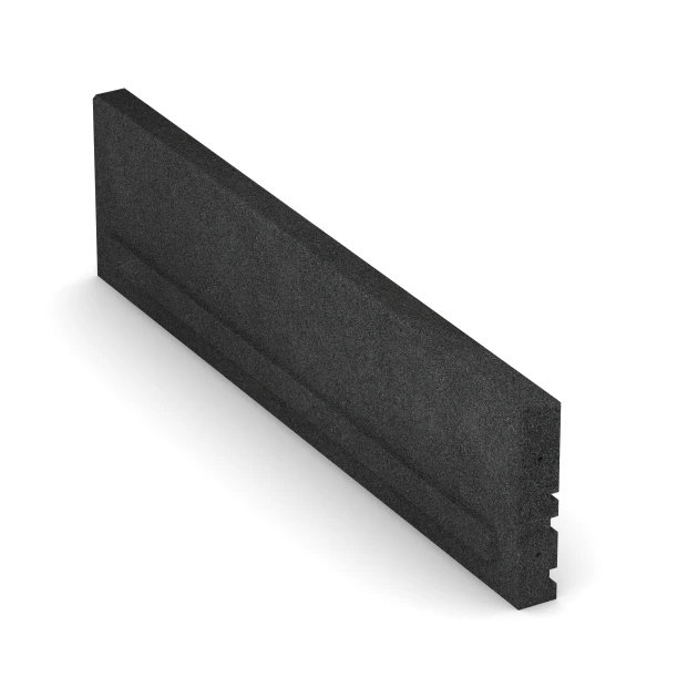 Aufsicht auf die Unterseite, also die Bodenseite von WARCO-Formteil 3784 - Gummi-Tiefbord im Format 100 x 5 x 25 cm.