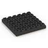 Aufsicht auf die Unterseite, also die Bodenseite von WARCO-Formteil 6443 - Rubberen speelplaatstegel – 210 cm im Format 50 x 50 x 7 cm.
