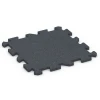 Aufsicht auf die Unterseite, also die Bodenseite von WARCO-Formteil 6986 - Fitnesstegel im Format 50 x 50 x 2 cm | 0,25 m².