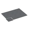 La situation d'installation typique du produit 6330 de WARCO - Motif bloc – Dalle clipsable, en couleur Gris argent dans les dimensions 38,5 x 38,5 x 2 cm.