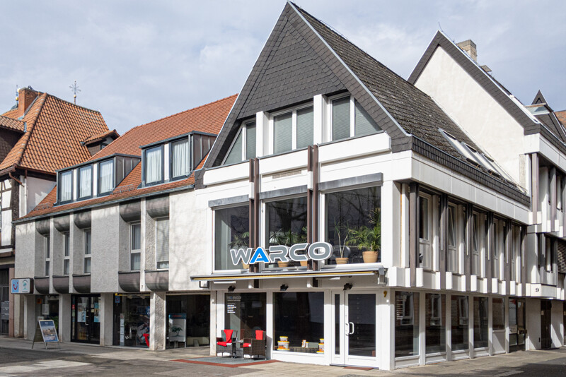La Galerie WARCO avec exposition de produits est localisée au centre de Neustadt an der Weistrasse. 